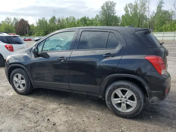 KL7CJKSB9LB030091 2020 CHEVROLET TRAX - Image 2