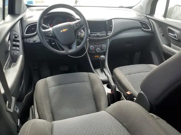 KL7CJKSB9LB030091 2020 CHEVROLET TRAX - Image 8