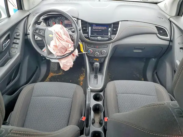 KL7CJKSB9LB037509 2020 CHEVROLET TRAX - Image 8