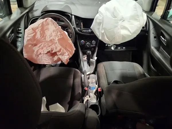 KL7CJKSB9LB038479 2020 CHEVROLET TRAX - Image 8