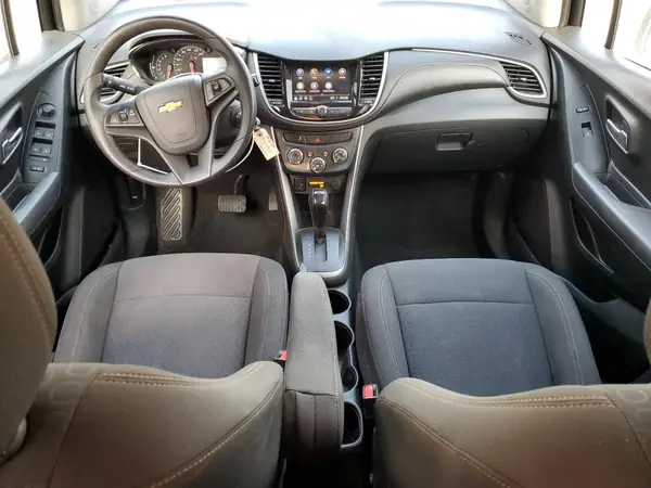 KL7CJKSB9LB038787 2020 CHEVROLET TRAX - Image 8