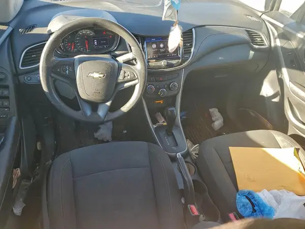 KL7CJKSB9LB042709 2020 CHEVROLET TRAX - Image 8
