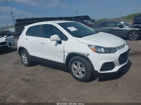 KL7CJKSB9LB046792 2020 CHEVROLET TRAX - Image 1