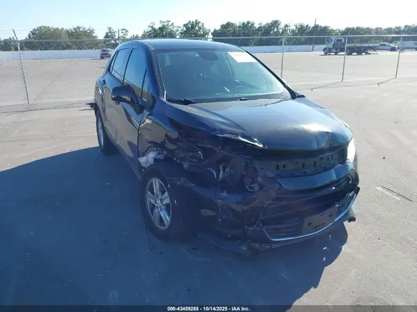 KL7CJKSB9LB048445 2020 CHEVROLET TRAX - Image 1