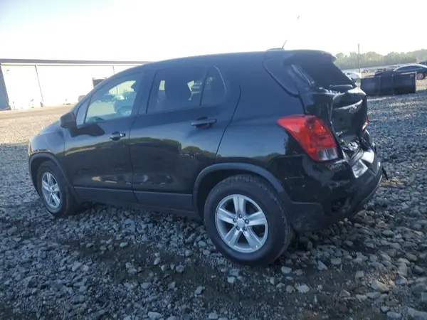 KL7CJKSB9LB055993 2020 CHEVROLET TRAX - Image 2