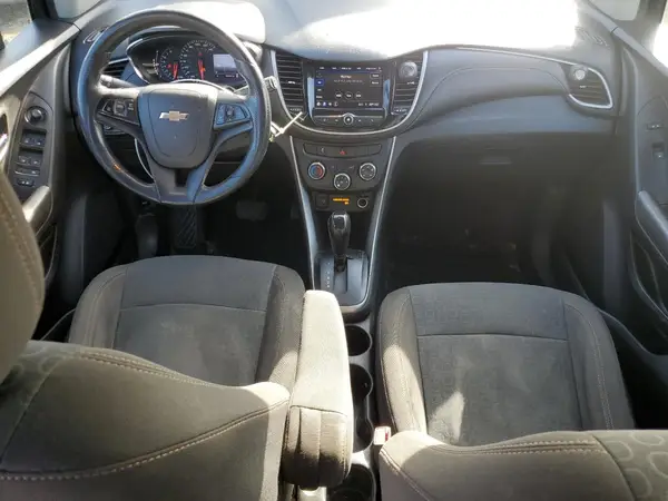 KL7CJKSB9LB058828 2020 CHEVROLET TRAX - Image 8