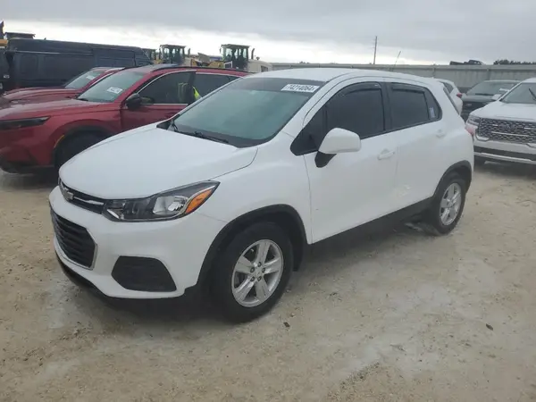 KL7CJKSB9LB061535 2020 CHEVROLET TRAX - Image 1