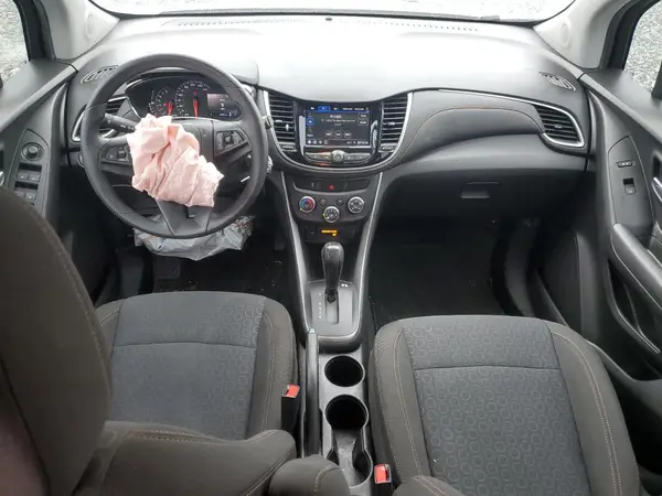 KL7CJKSB9LB062877 2020 CHEVROLET TRAX - Image 8