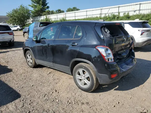 KL7CJKSB9LB086001 2020 CHEVROLET TRAX - Image 2