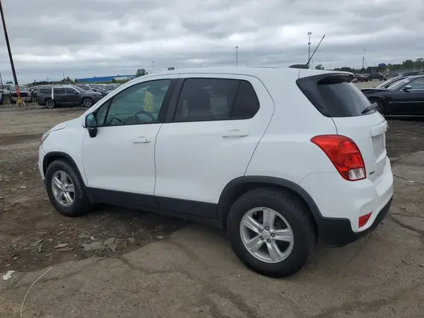 KL7CJKSB9LB091392 2020 CHEVROLET TRAX - Image 2