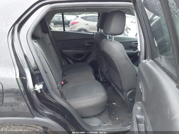 KL7CJKSB9LB092235 2020 CHEVROLET TRAX - Image 8