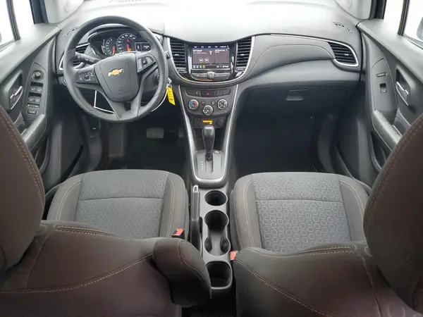 KL7CJKSB9LB093823 2020 CHEVROLET TRAX - Image 8