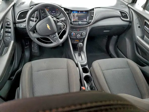 KL7CJKSB9LB318371 2020 CHEVROLET TRAX - Image 8