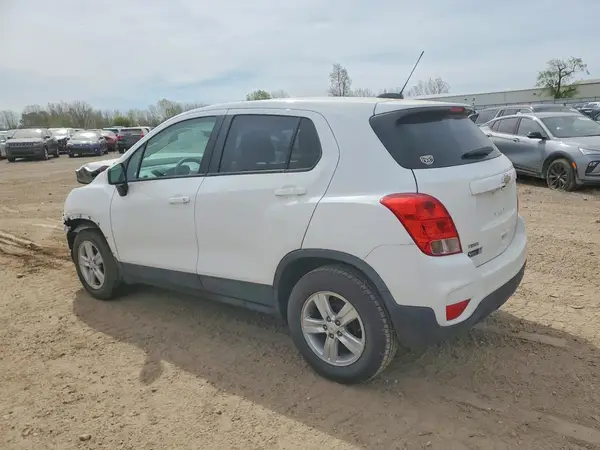 KL7CJKSB9LB323182 2020 CHEVROLET TRAX - Image 2