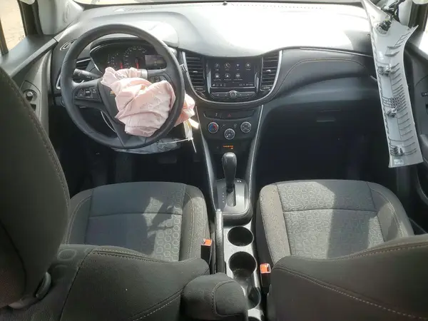KL7CJKSB9LB323182 2020 CHEVROLET TRAX - Image 8