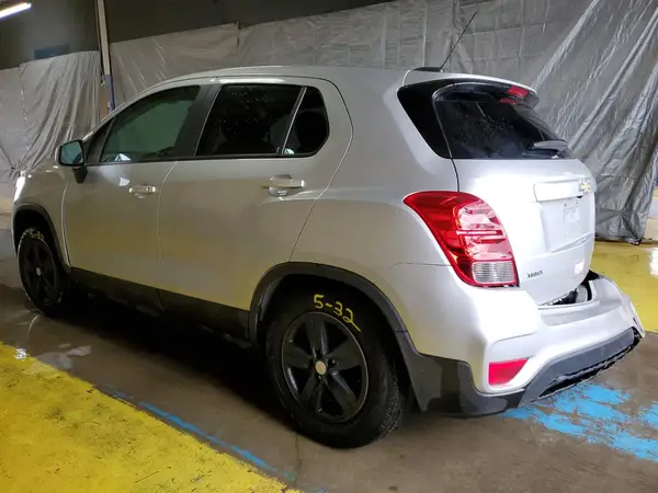 KL7CJKSB9LB327362 2020 CHEVROLET TRAX - Image 2