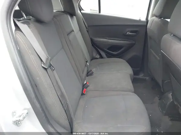 KL7CJKSB9LB334098 2020 CHEVROLET TRAX - Image 8