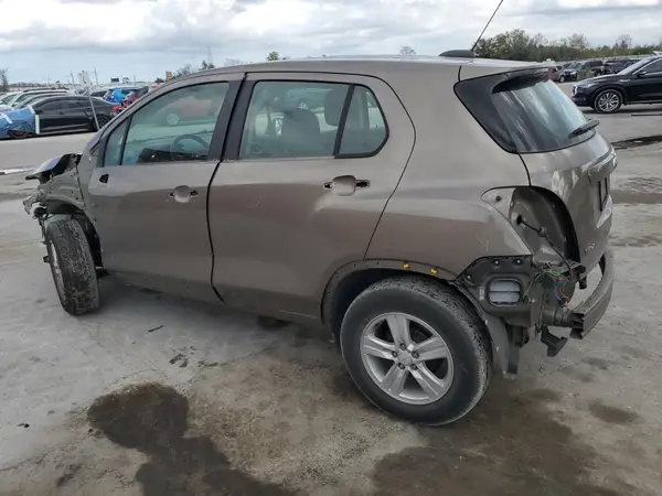 KL7CJKSB9LB343240 2020 CHEVROLET TRAX - Image 2