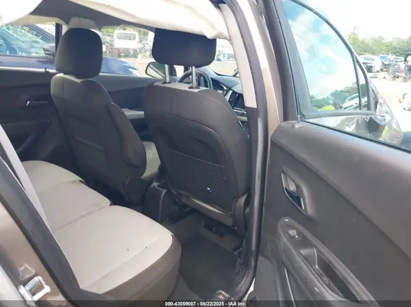 KL7CJKSB9LB344033 2020 CHEVROLET TRAX - Image 8