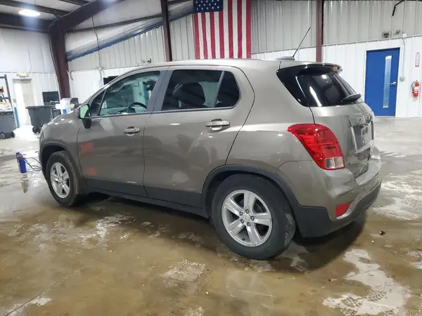 KL7CJKSB9LB350625 2020 CHEVROLET TRAX - Image 2