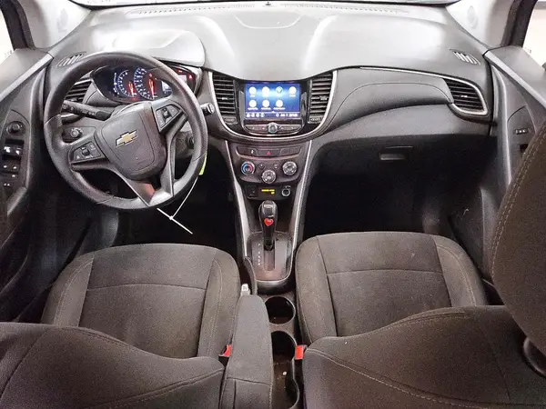 KL7CJKSB9MB309249 2021 CHEVROLET TRAX - Image 8
