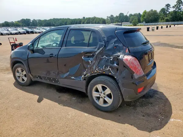 KL7CJKSB9MB311860 2021 CHEVROLET TRAX - Image 2