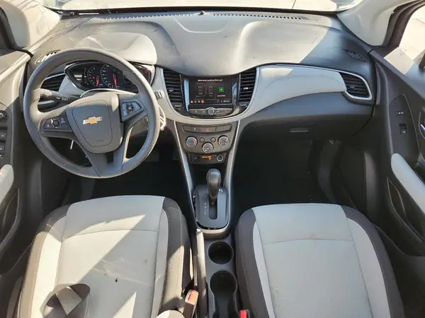 KL7CJKSB9MB329100 2021 CHEVROLET TRAX - Image 8