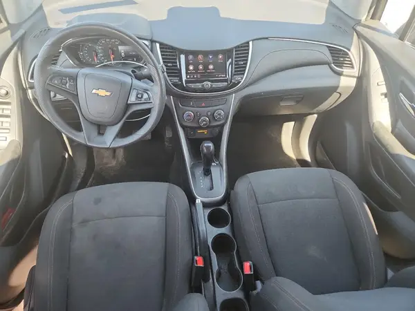 KL7CJKSB9MB360315 2021 CHEVROLET TRAX - Image 8