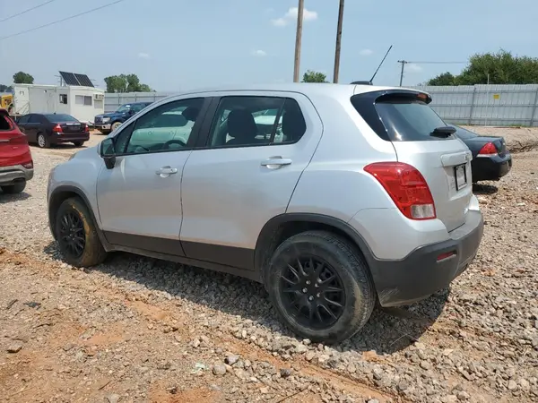 KL7CJKSBXGB537250 2016 CHEVROLET TRAX - Image 2