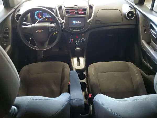 KL7CJKSBXGB542464 2016 CHEVROLET TRAX - Image 8