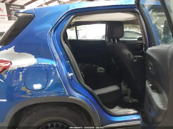 KL7CJKSBXGB573892 2016 CHEVROLET TRAX - Image 8