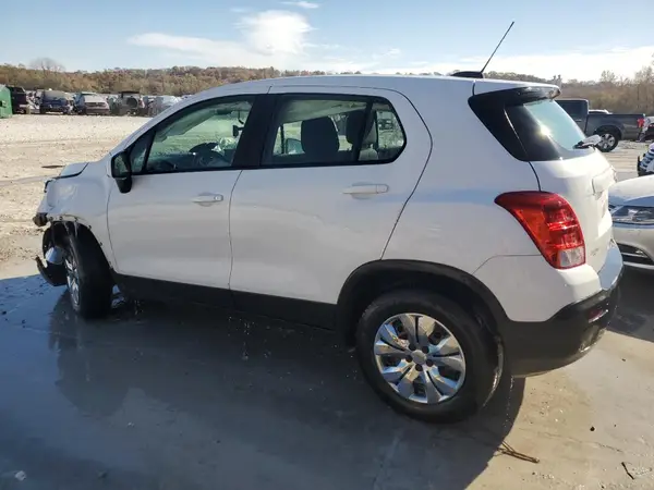 KL7CJKSBXGB668839 2016 CHEVROLET TRAX - Image 2