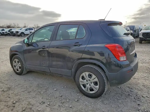 KL7CJKSBXGB747055 2016 CHEVROLET TRAX - Image 2