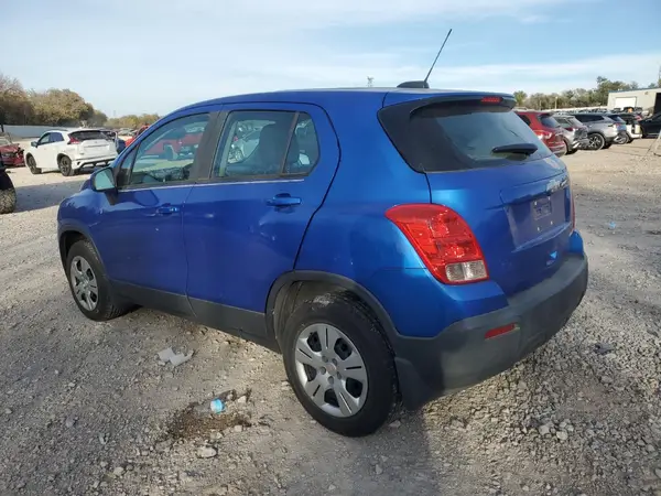 KL7CJKSBXGB752305 2016 CHEVROLET TRAX - Image 2