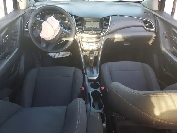 KL7CJKSBXHB131325 2017 CHEVROLET TRAX - Image 8