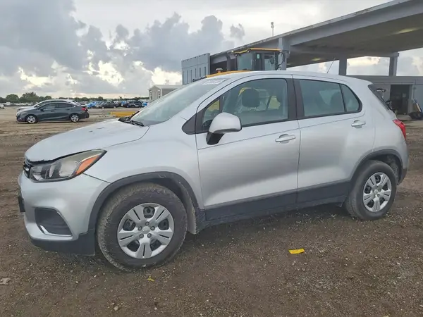 KL7CJKSBXHB185174 2017 CHEVROLET TRAX - Image 1