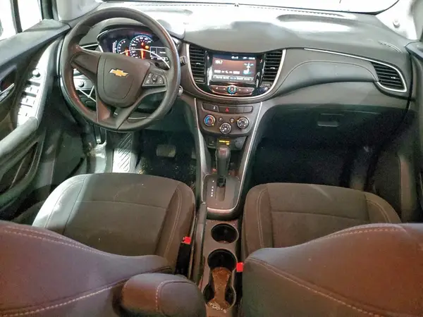 KL7CJKSBXHB227892 2017 CHEVROLET TRAX - Image 8