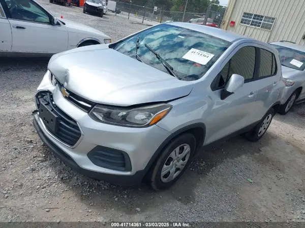 KL7CJKSBXHB228640 2017 CHEVROLET TRAX - Image 2