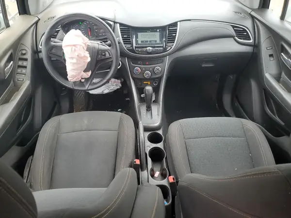 KL7CJKSBXHB232610 2017 CHEVROLET TRAX - Image 8