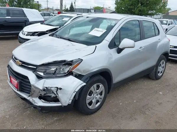 KL7CJKSBXJB606946 2018 CHEVROLET TRAX - Image 2