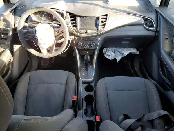 KL7CJKSBXLB021500 2020 CHEVROLET TRAX - Image 8