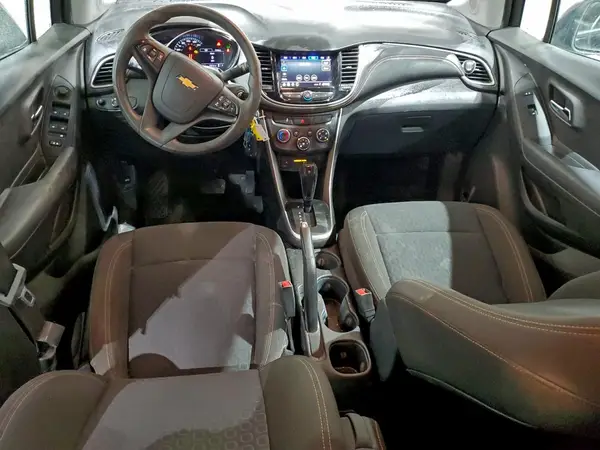 KL7CJKSBXLB022808 2020 CHEVROLET TRAX - Image 8