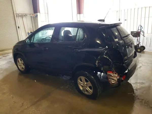 KL7CJKSBXLB024316 2020 CHEVROLET TRAX - Image 2