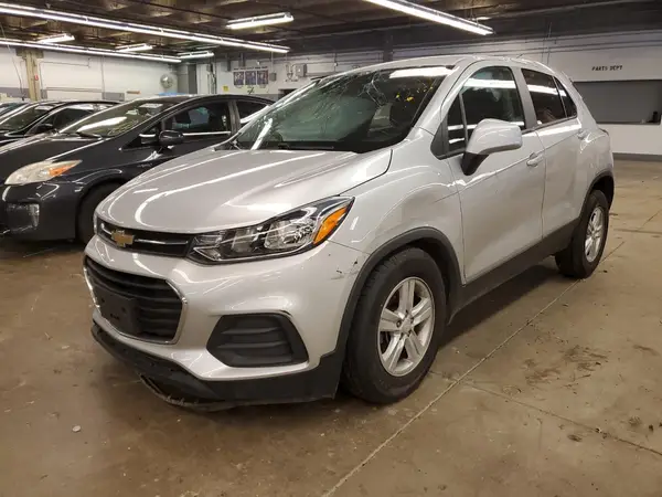 KL7CJKSBXLB029659 2020 CHEVROLET TRAX - Image 2