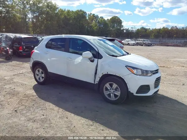 KL7CJKSBXLB047644 2020 CHEVROLET TRAX - Image 1