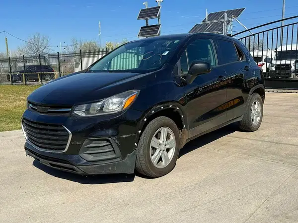 KL7CJKSBXLB085648 2020 CHEVROLET TRAX - Image 2
