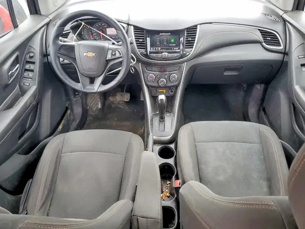 KL7CJKSBXLB353842 2020 CHEVROLET TRAX - Image 8