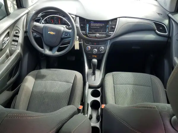 KL7CJKSBXMB331986 2021 CHEVROLET TRAX - Image 8