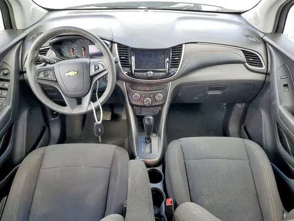 KL7CJKSBXMB334225 2021 CHEVROLET TRAX - Image 8