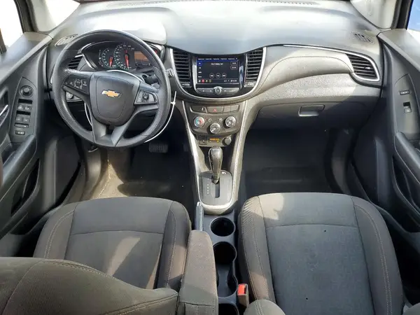 KL7CJKSBXMB339702 2021 CHEVROLET TRAX - Image 8